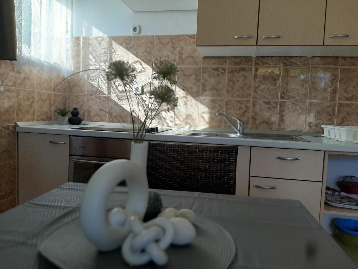 Apartments Lemongarden Duće エクステリア 写真